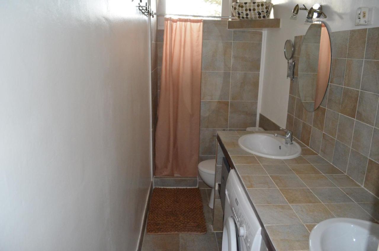 Gite 3 Etoiles Chez Nath Et Tony Taurinya Luaran gambar